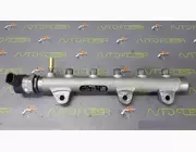 Б/у редукционный клапан/ регулятор давления в топливной рейке 8200610770, 0281002800 для Opel Vivaro
